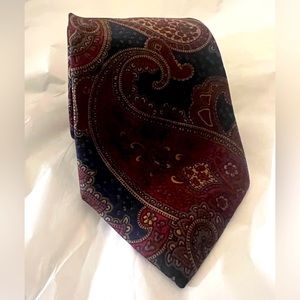 🔥🔥3/$20 HALSTON III SILK TIE 3/ $20 with $4.99 shipping. Please bundle.🔥🔥